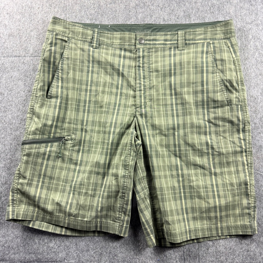 Columbia Men's Shorts 40 Omni-Wick‎ Green Plaid Cargo Hiking Outdoor